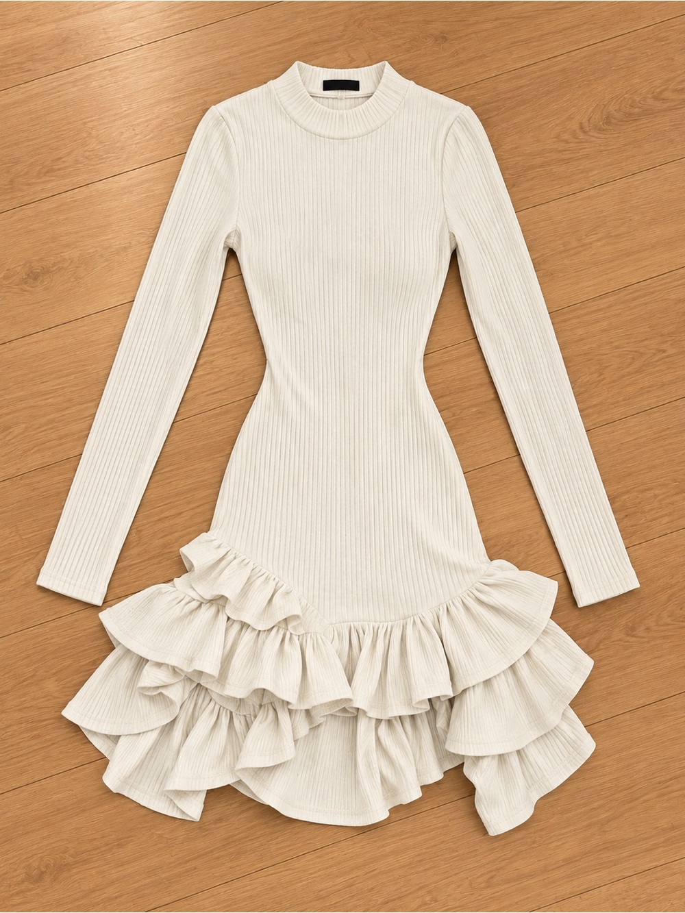 Women's Cream Ruffled Hem Long-Sleeve Knit Dress